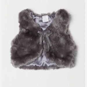 H&M Gray Faux Fur Kids Vest with Decorative Bow